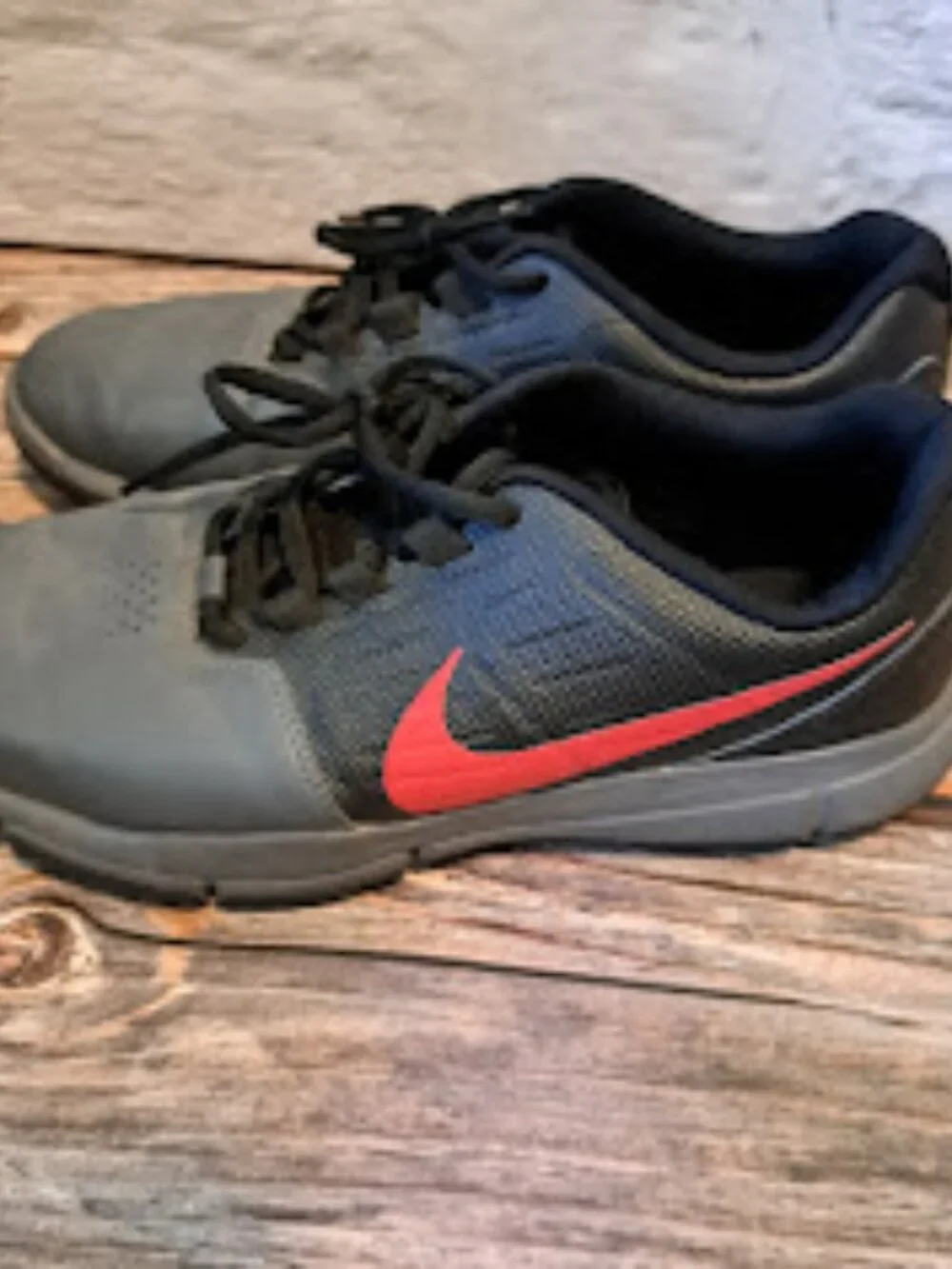 Nike Explorer CTRL spikeless golf shoes in grey black and orange Men's size 8